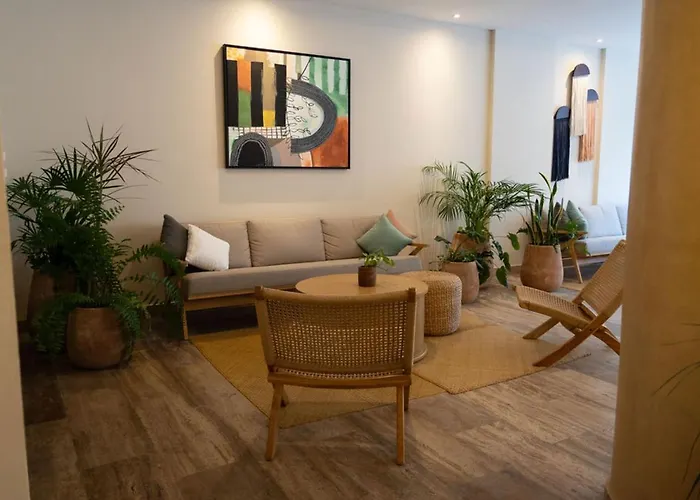 Luxury & Modern In Amenities By Yeah